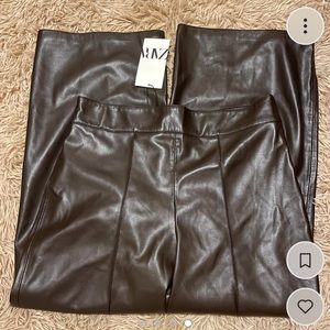 Brand new Zara faux leather “capri” szL.